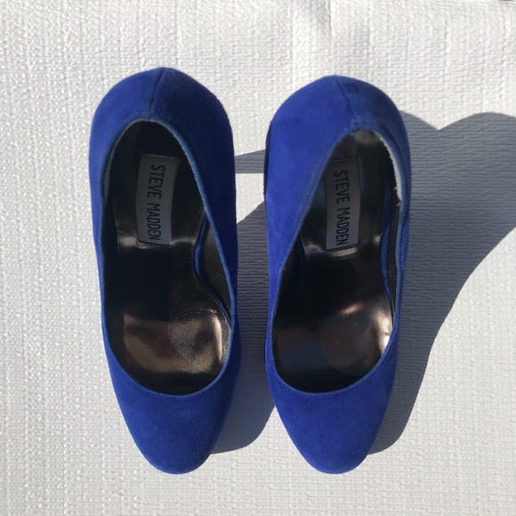 Steve Madden Trinitie Blue Suede Pumps - Picture 3 of 10